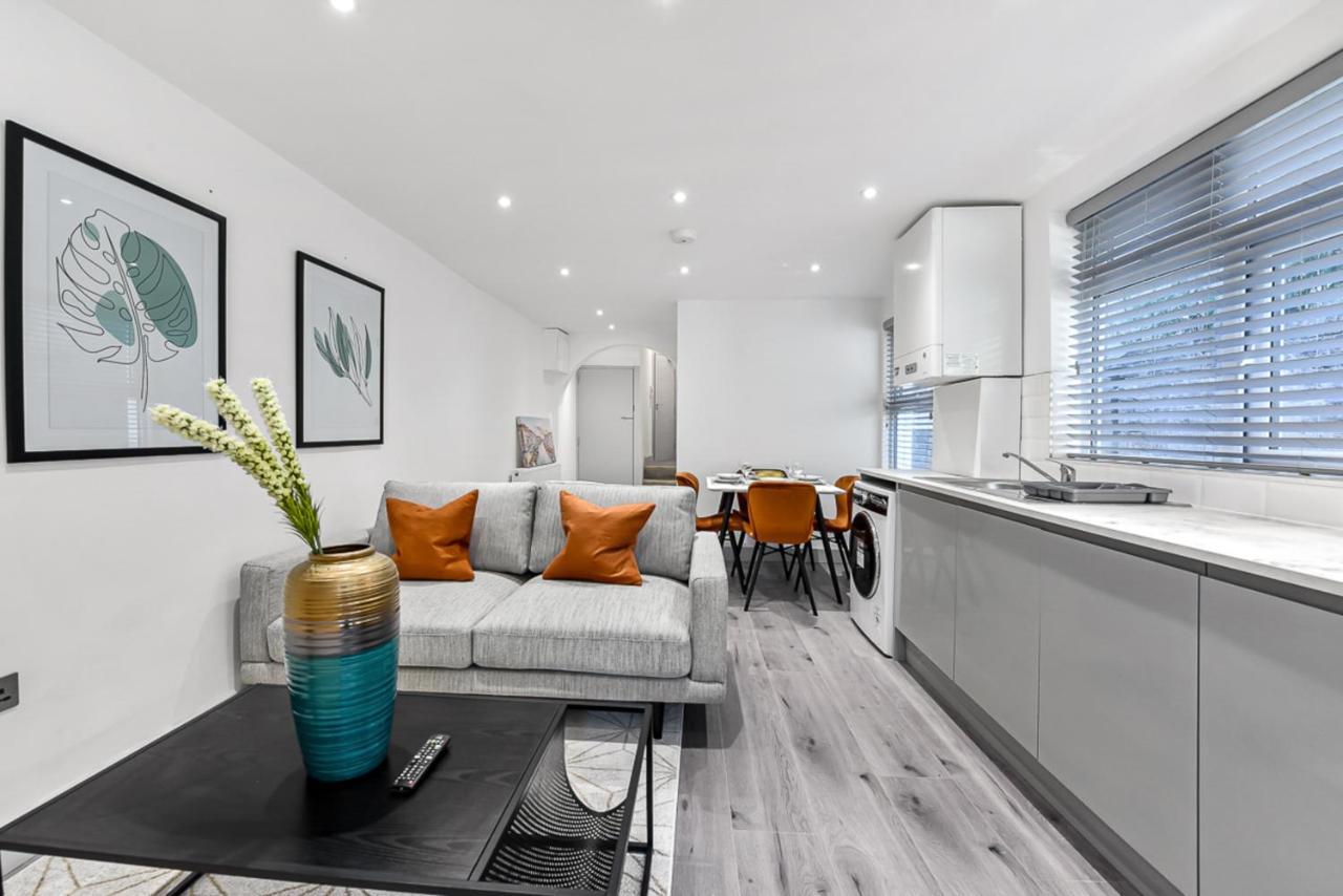 Lovely 2 Bedroom Apartment In Greater Londra Exterior foto